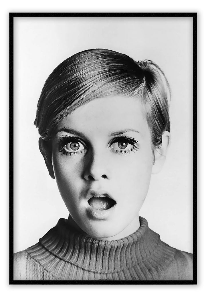 Canvas Print 50x70cm / Black Twiggy Brand