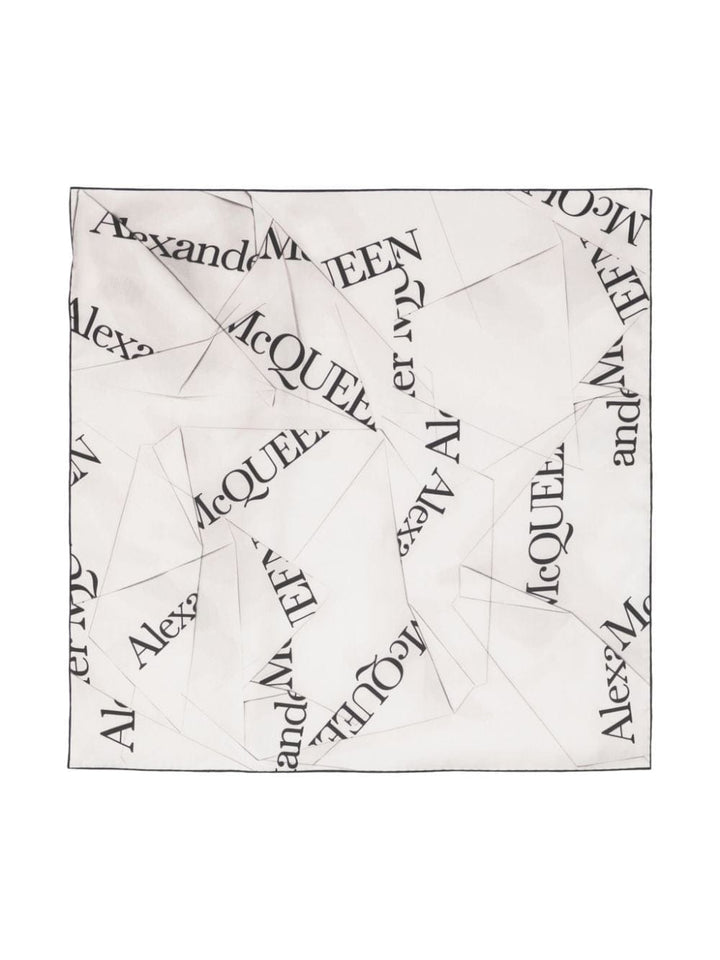 Alexander Mcqueen Scarves Hats & Gloves UNI Alexander McQueen Scarfs White Alexander McQueen Scarfs White Brand